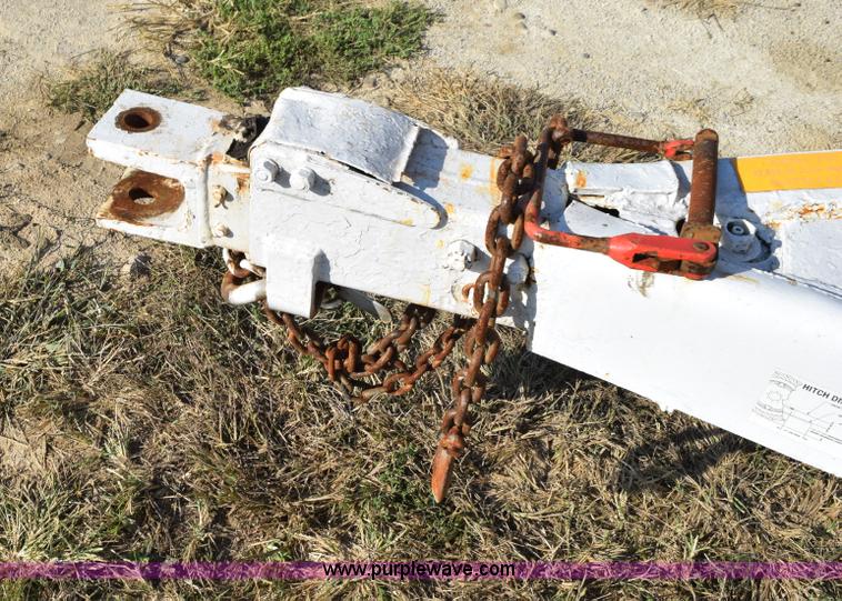 image for item L5049 Willmar Super 600 spreader