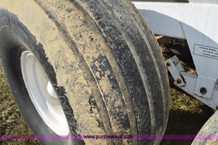 image for item L5049 Willmar Super 600 spreader