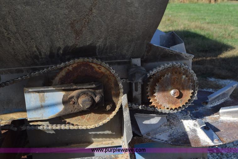 image for item L5051 New Flow spreader