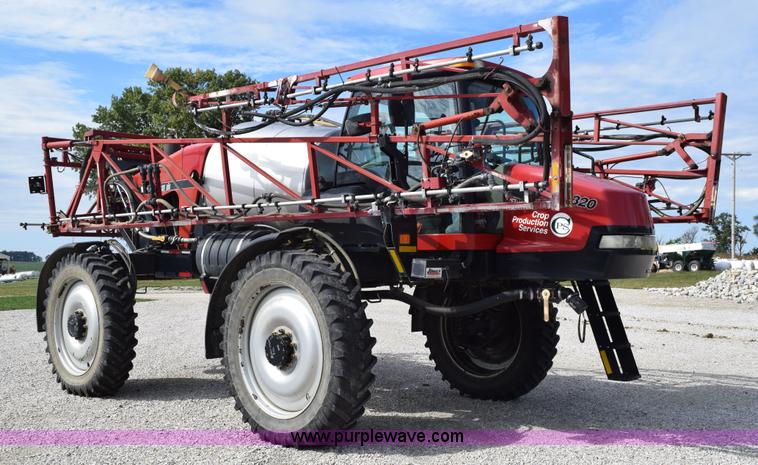 image for item L5053 2007 Case IH Patriot 3320 self-propelled sprayer