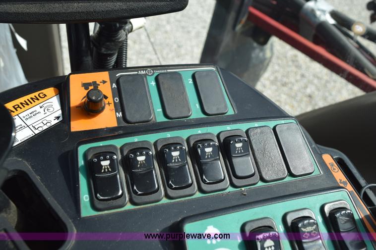 image for item L5053 2007 Case IH Patriot 3320 self-propelled sprayer