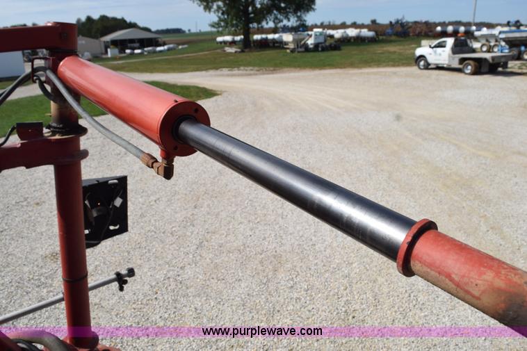 image for item L5053 2007 Case IH Patriot 3320 self-propelled sprayer