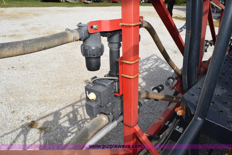 image for item L5053 2007 Case IH Patriot 3320 self-propelled sprayer