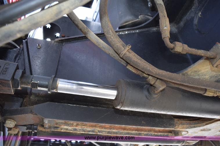 image for item L5053 2007 Case IH Patriot 3320 self-propelled sprayer