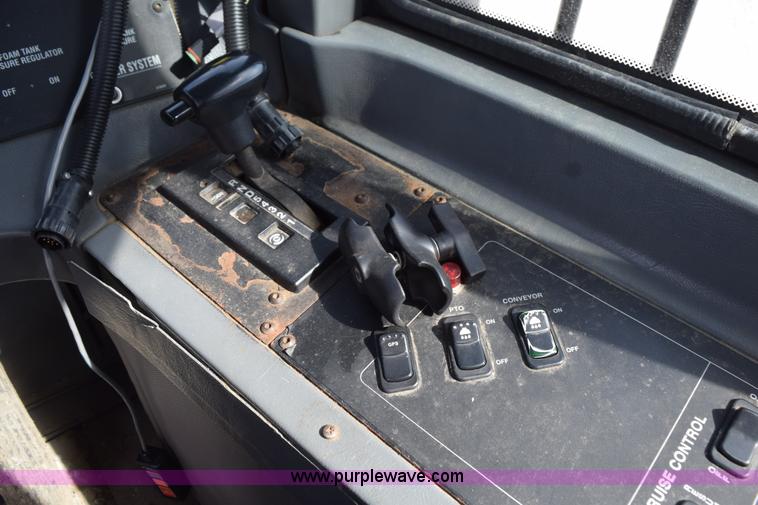 image for item L5054 2001 Case IH FLX 4330 self-propelled applicator