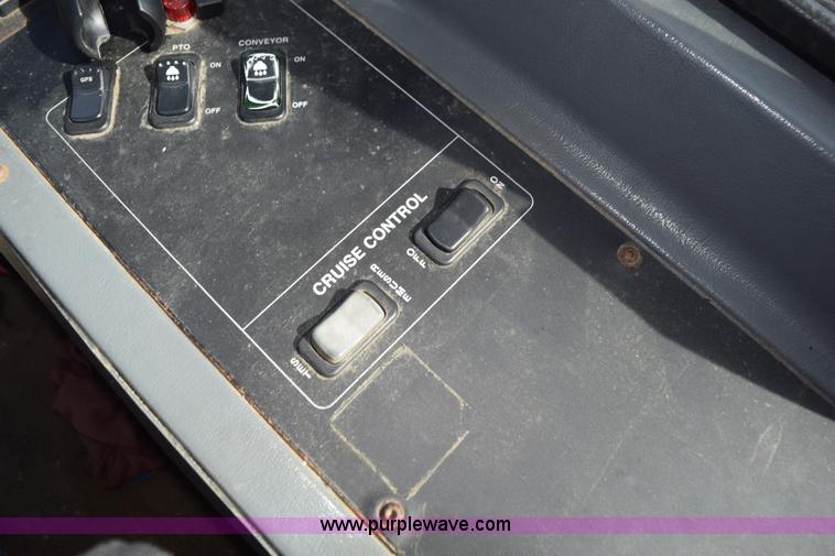 image for item L5054 2001 Case IH FLX 4330 self-propelled applicator