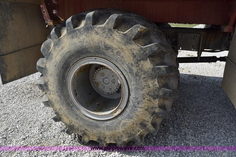 image for item L5054 2001 Case IH FLX 4330 self-propelled applicator