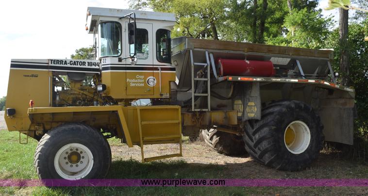 image for item L5060 1995 Ag-Chem TerraGator 1844 self-propelled applicator