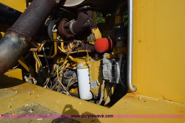 image for item L5060 1995 Ag-Chem TerraGator 1844 self-propelled applicator