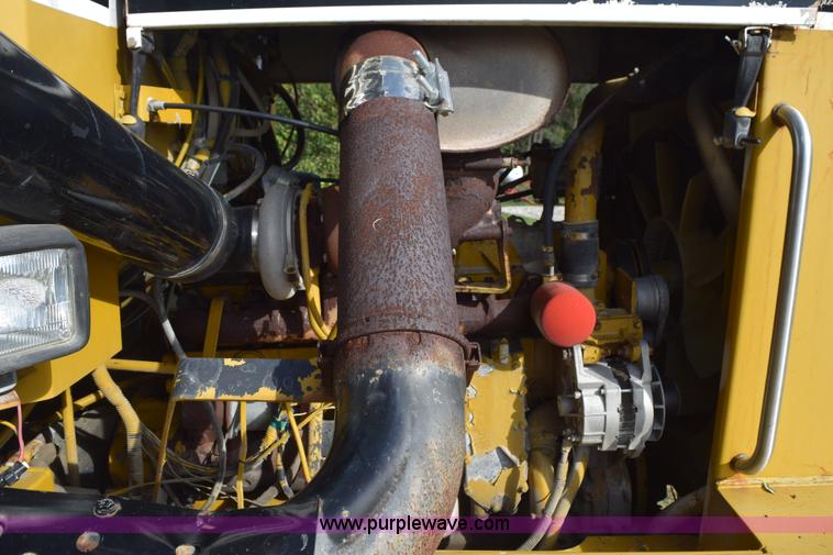 image for item L5060 1995 Ag-Chem TerraGator 1844 self-propelled applicator