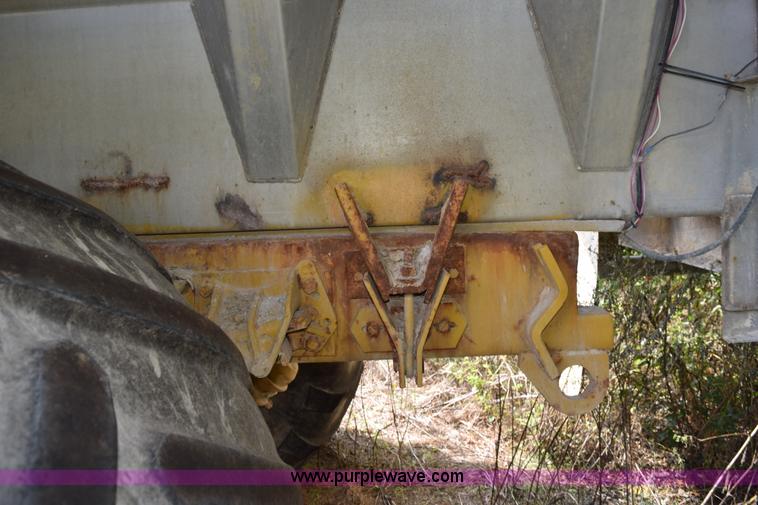 image for item L5060 1995 Ag-Chem TerraGator 1844 self-propelled applicator