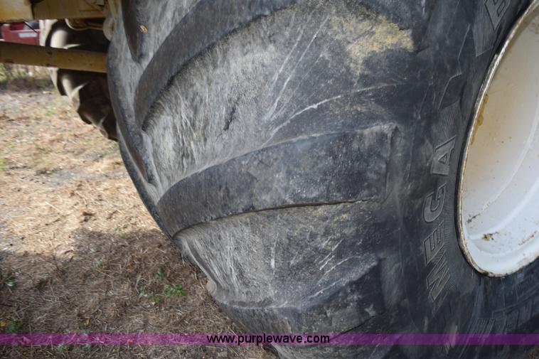 image for item L5060 1995 Ag-Chem TerraGator 1844 self-propelled applicator