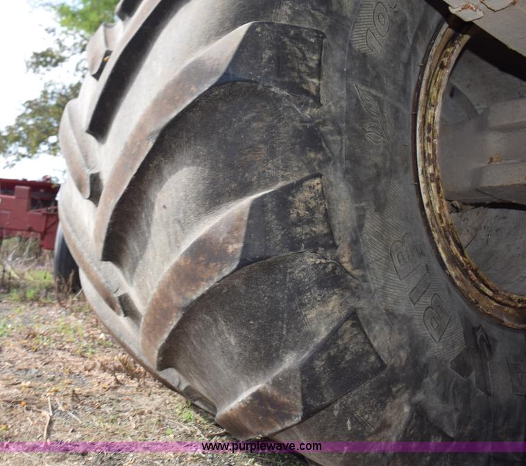 image for item L5060 1995 Ag-Chem TerraGator 1844 self-propelled applicator