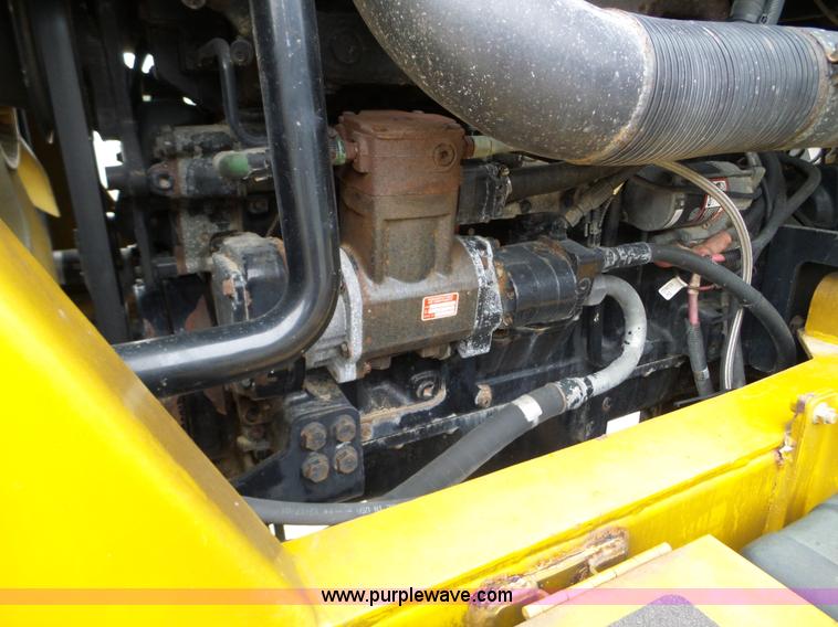 image for item L5061 2005 Ag-Chem TerraGator 8103 applicator cab and chassis