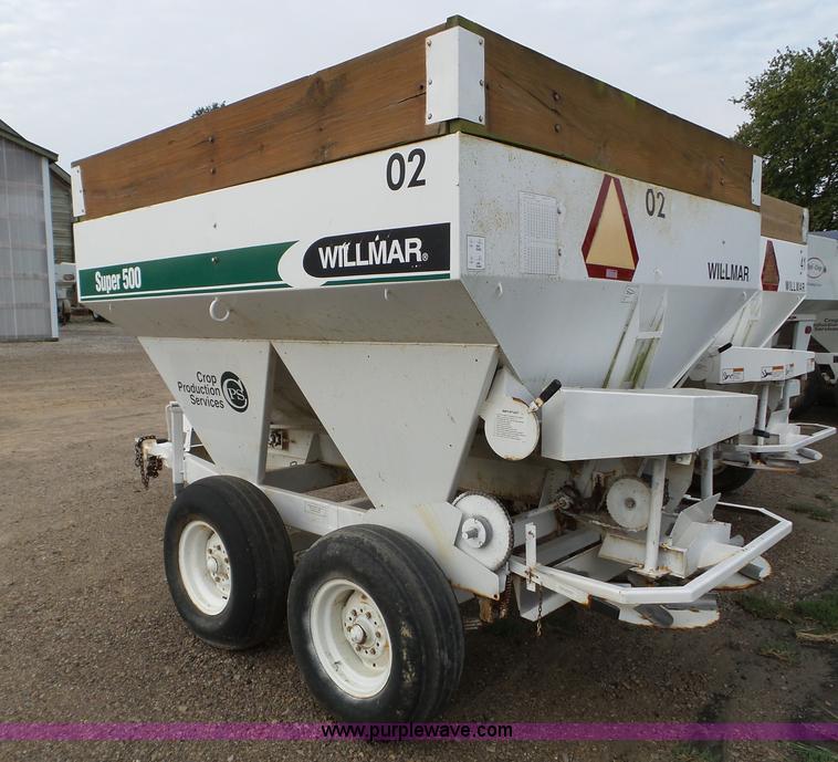 image for item L5063 Willmar Super 500 spreader