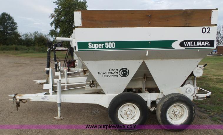 image for item L5063 Willmar Super 500 spreader