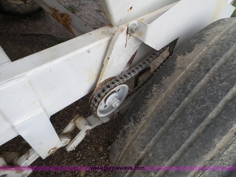 image for item L5063 Willmar Super 500 spreader