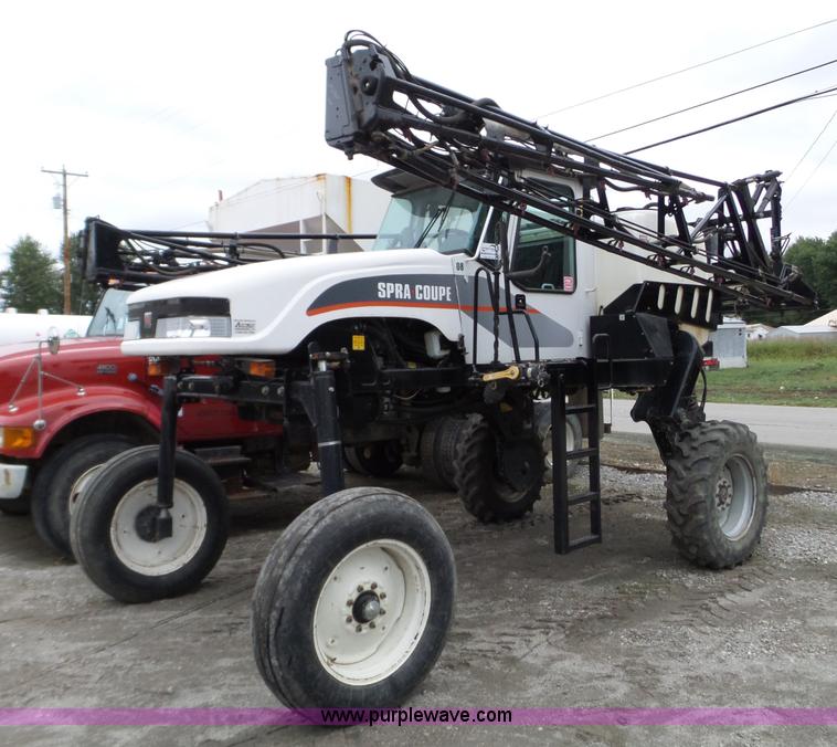 image for item L5069 2008 Melroe Spra-Coupe self-propelled sprayer