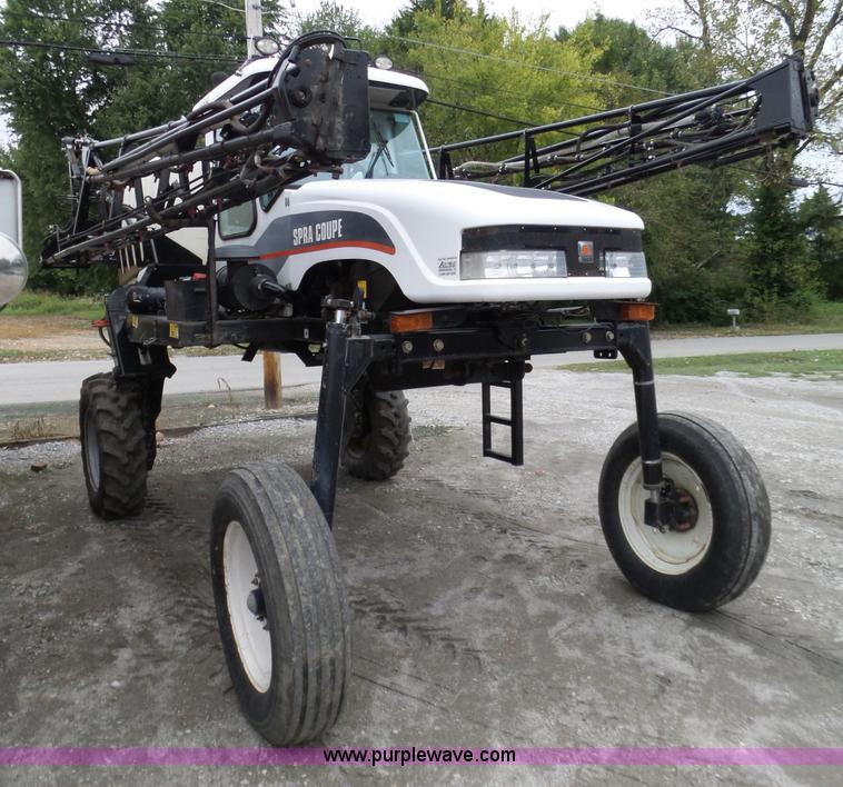 image for item L5069 2008 Melroe Spra-Coupe self-propelled sprayer