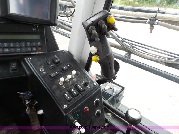 image for item L5069 2008 Melroe Spra-Coupe self-propelled sprayer