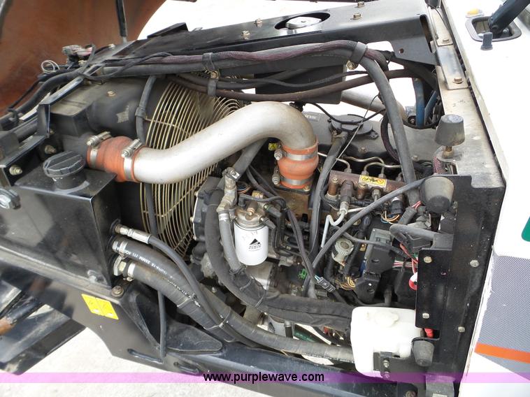 image for item L5069 2008 Melroe Spra-Coupe self-propelled sprayer