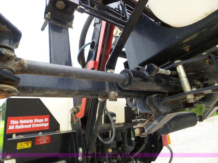 image for item L5069 2008 Melroe Spra-Coupe self-propelled sprayer