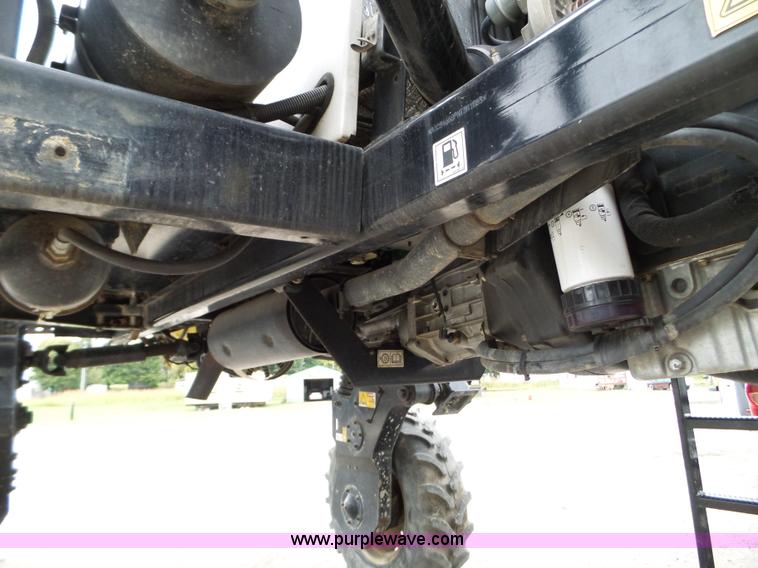 image for item L5069 2008 Melroe Spra-Coupe self-propelled sprayer