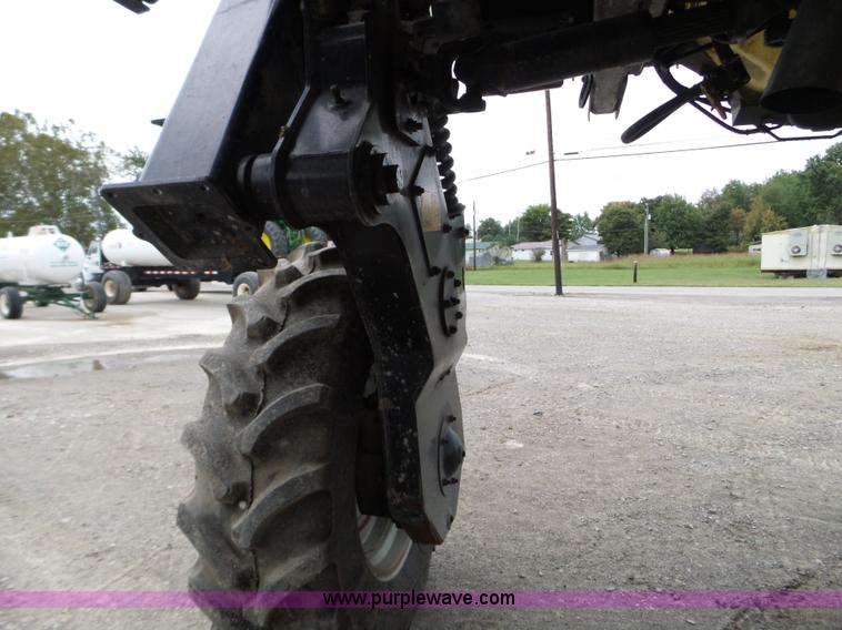 image for item L5069 2008 Melroe Spra-Coupe self-propelled sprayer