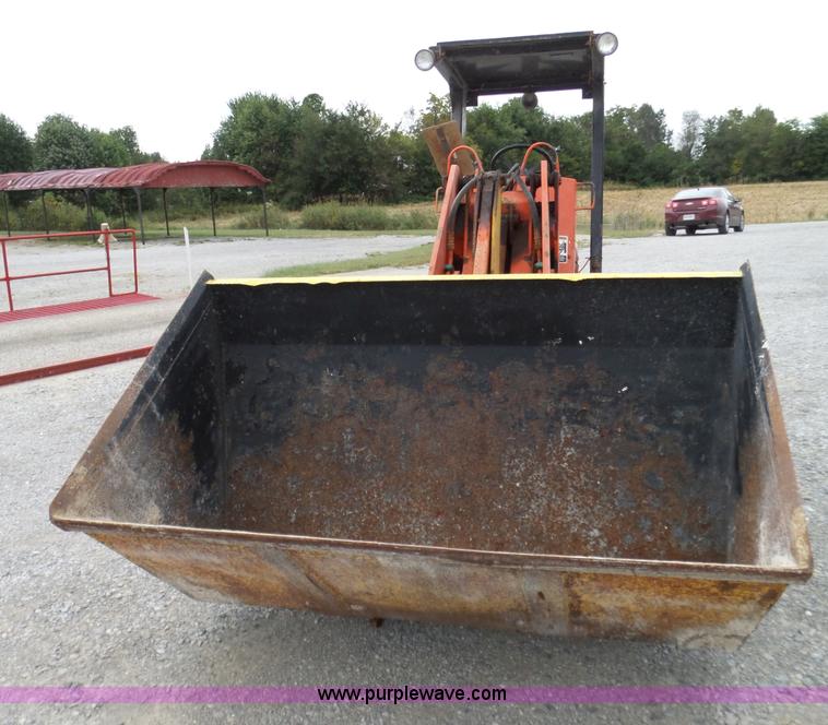 image for item L5076 Willmar Wrangler wheel loader