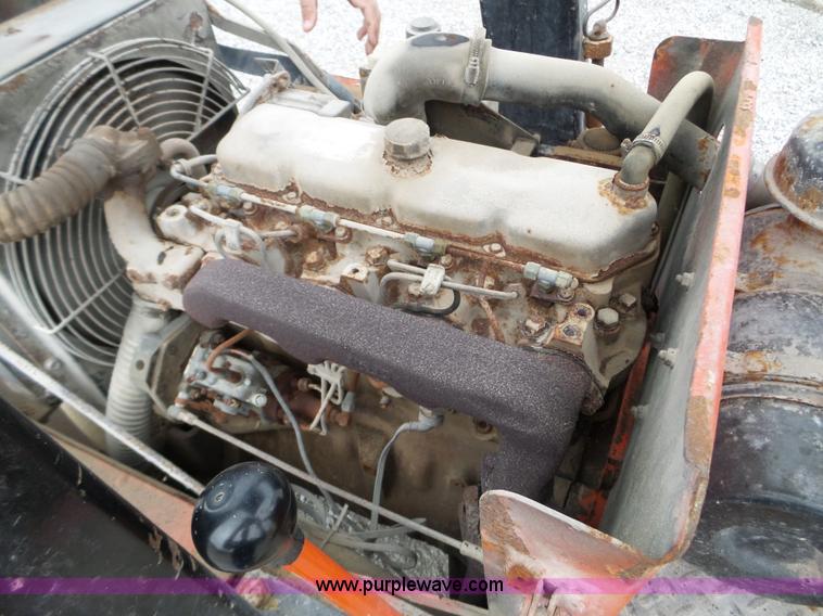 image for item L5076 Willmar Wrangler wheel loader