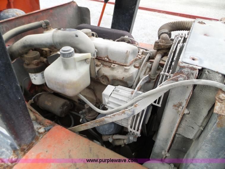 image for item L5076 Willmar Wrangler wheel loader