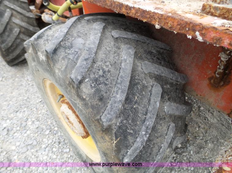 image for item L5076 Willmar Wrangler wheel loader