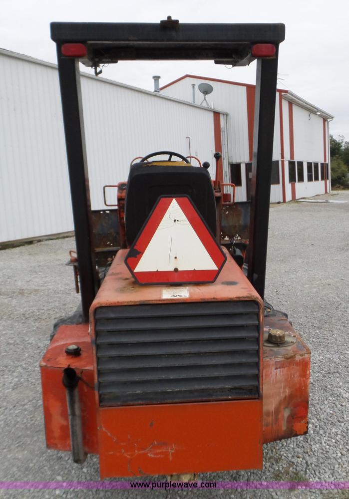 image for item L5077 Willmar Wrangler wheel loader