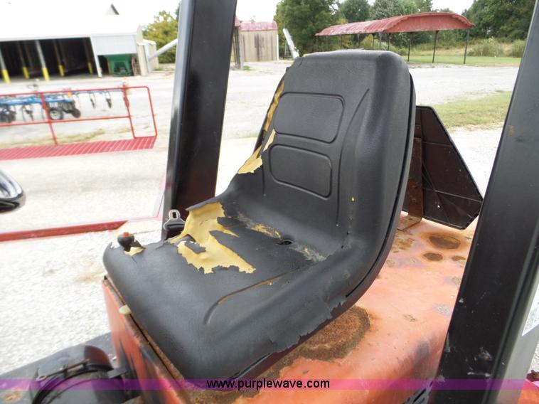 image for item L5077 Willmar Wrangler wheel loader