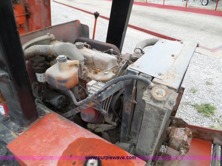 image for item L5077 Willmar Wrangler wheel loader