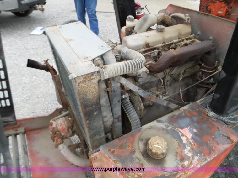 image for item L5077 Willmar Wrangler wheel loader