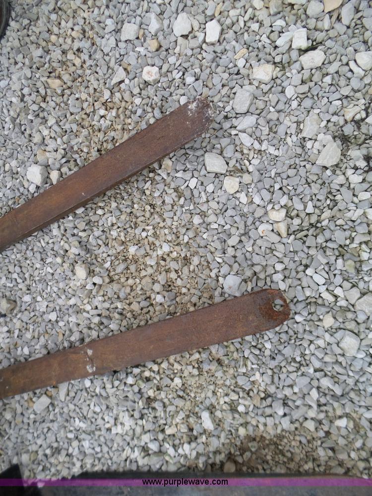 image for item L5077 Willmar Wrangler wheel loader