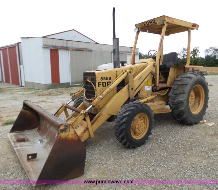 image for item L5078 Ford 555B landscape tractor