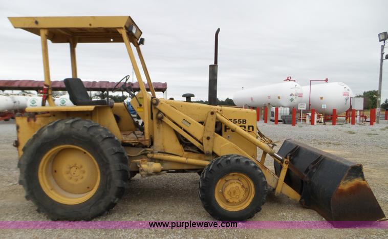 image for item L5078 Ford 555B landscape tractor