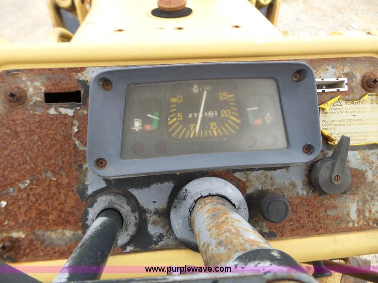 image for item L5078 Ford 555B landscape tractor