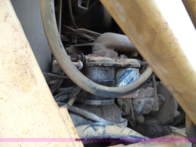 image for item L5078 Ford 555B landscape tractor