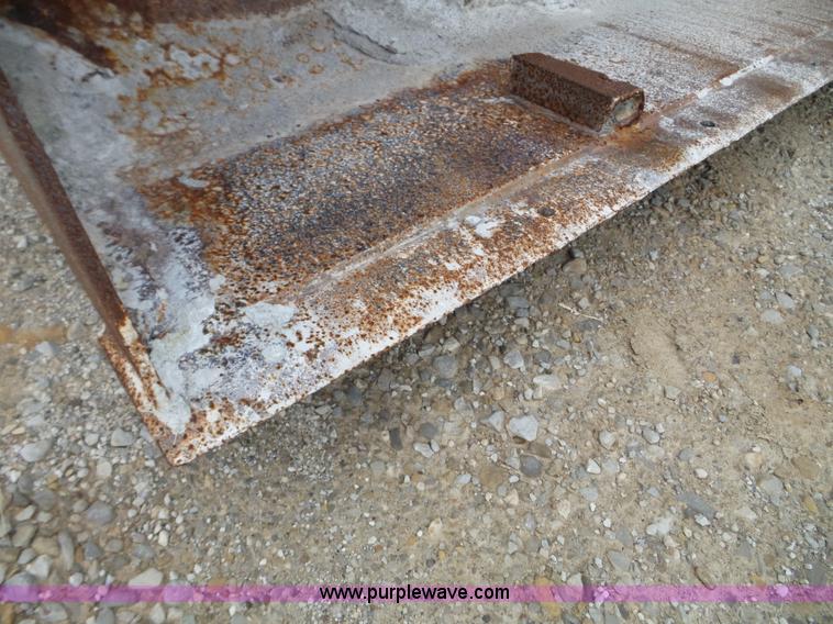 image for item L5078 Ford 555B landscape tractor