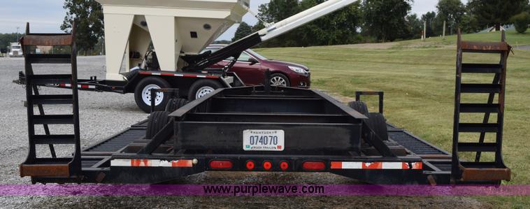 image for item L5080 1999 B&B sprayer trailer