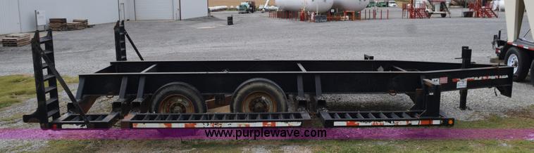 image for item L5080 1999 B&B sprayer trailer