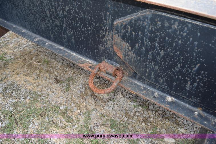 image for item L5080 1999 B&B sprayer trailer