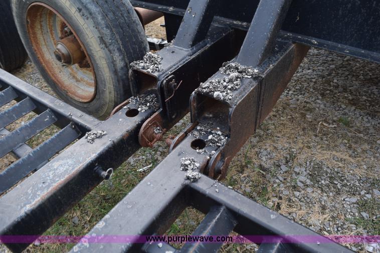 image for item L5080 1999 B&B sprayer trailer