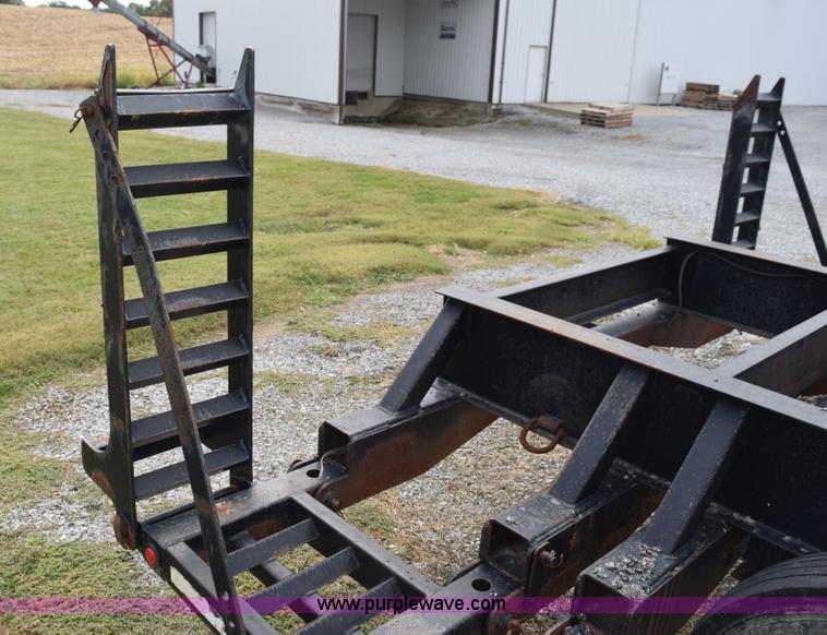 image for item L5080 1999 B&B sprayer trailer