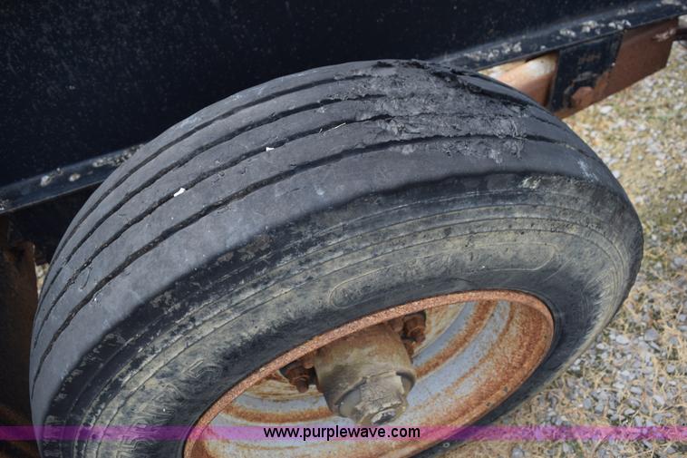 image for item L5080 1999 B&B sprayer trailer