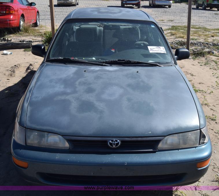 image for item J7091 1995 Toyota Corolla
