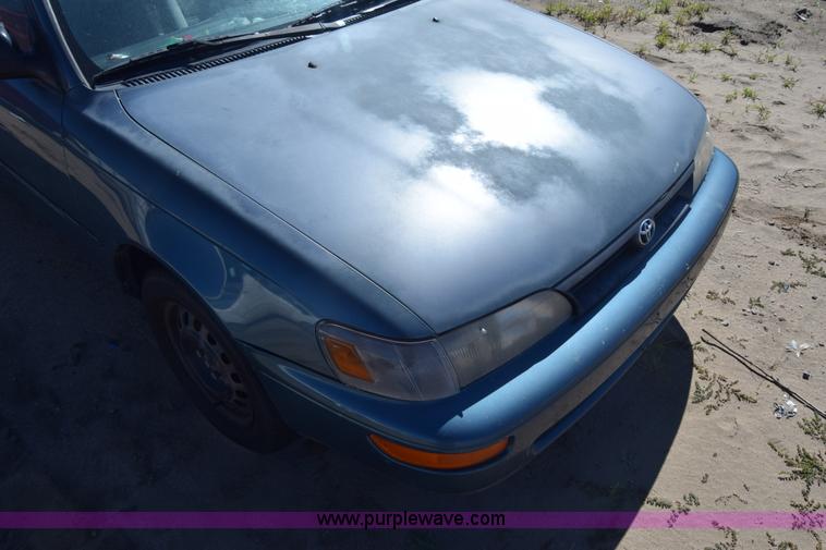 image for item J7091 1995 Toyota Corolla